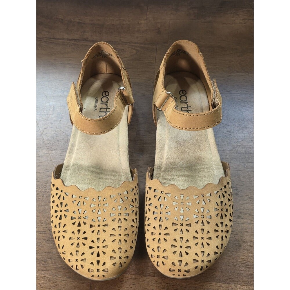 Earth Origins Bronnie Perforated Leather Mary Jane Sandals Size 8M - Picture 12 of 14